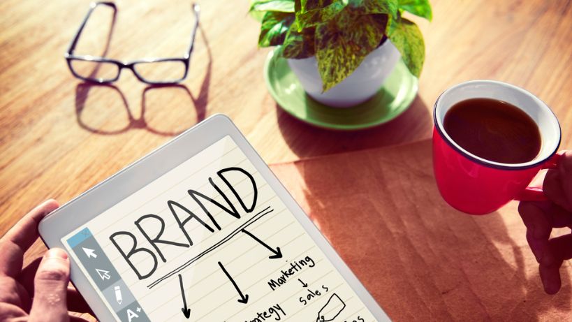 brand tracking que es